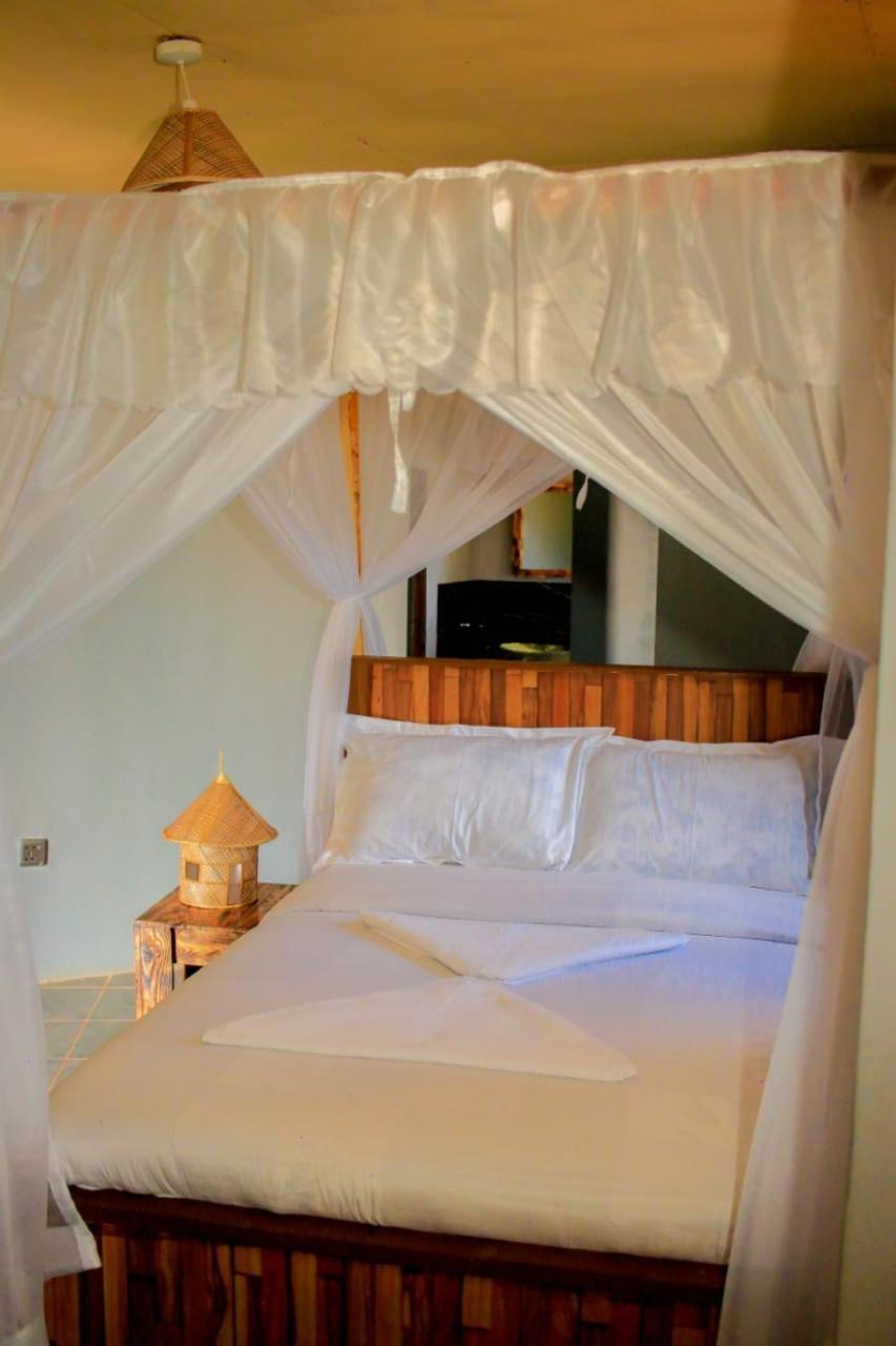 Amanya 3-Bedroom Hut Амбосели Экстерьер фото