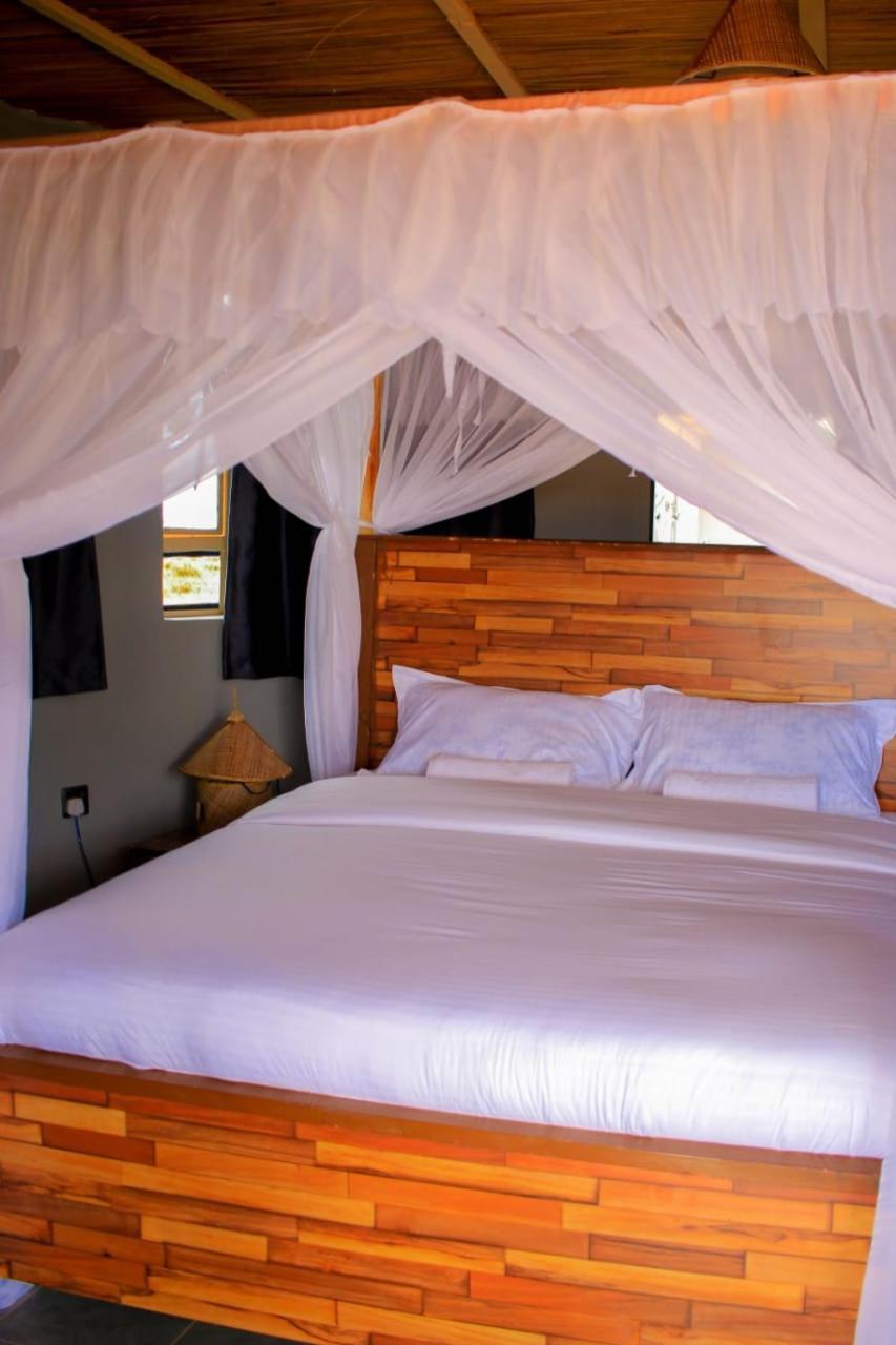 Amanya 3-Bedroom Hut Амбосели Экстерьер фото
